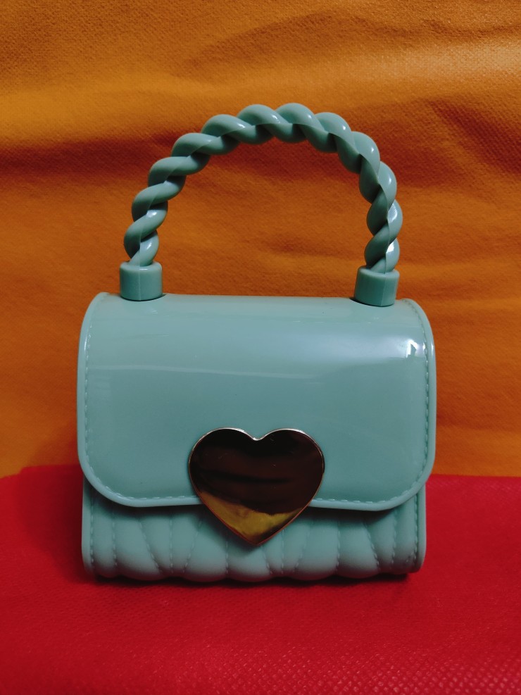 Fashionable new hand-picked jelly bag heart-shaped lock